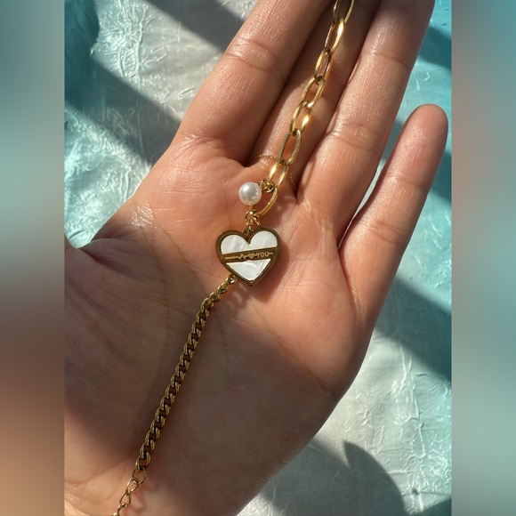 Heart and Pearl Bracelet Gold 18K plated Stainless Steel - Picture 7 of 10